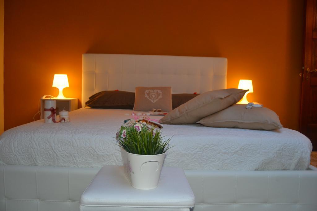 Via Roma Apartment Deluxe Salerno Exterior photo